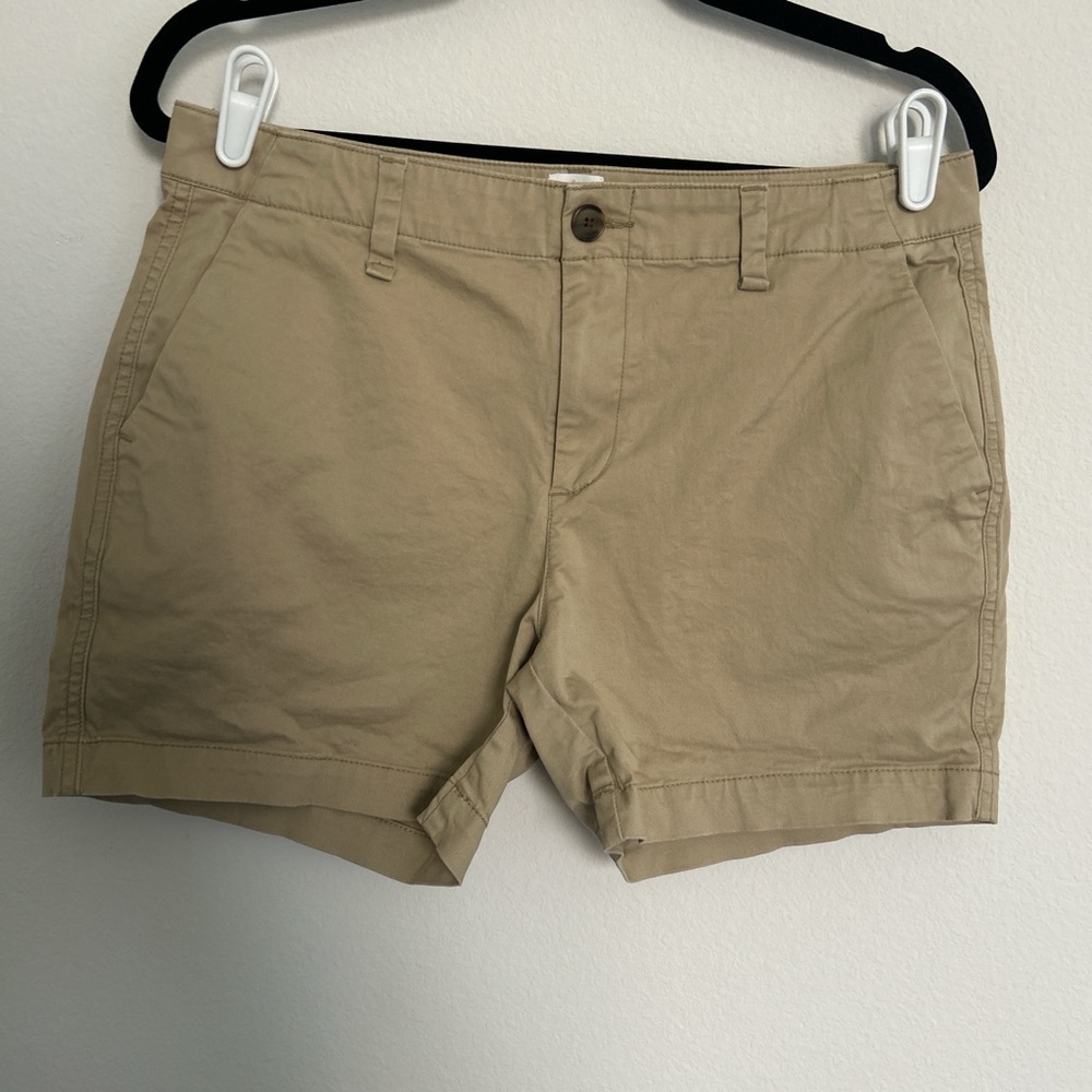 GAP Women's Tan Shorts